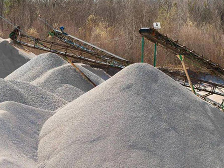 The prices of sand and gravel in China are experiencing fluctuations. What are the factors that may affect the prices of sand and gravel?